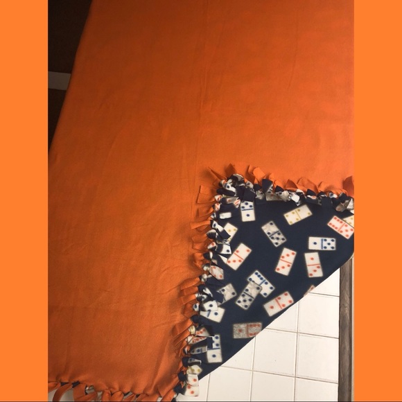 Dominos Tie Blanket - Picture 2 of 3